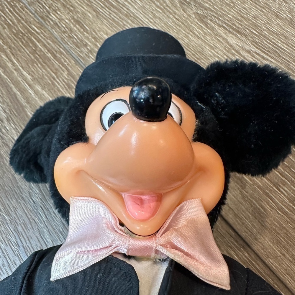 Vintage Walt Disney Co Applause Mickey Mouse Groom Plush - Picture 11 of 11